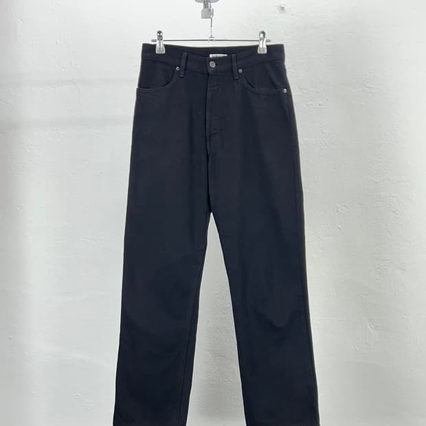 오라리 블랙 바스트 컷 릴렉스 코튼 팬츠