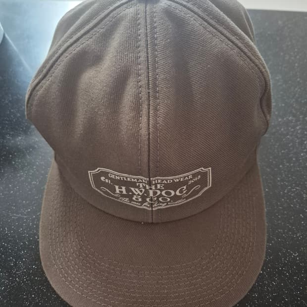H.W.DOG & CO. 트러커 캡 브라운