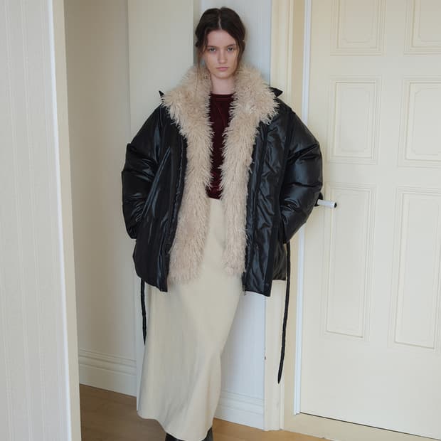 오버듀플레어 퍼 하이넥 구스다운 패딩