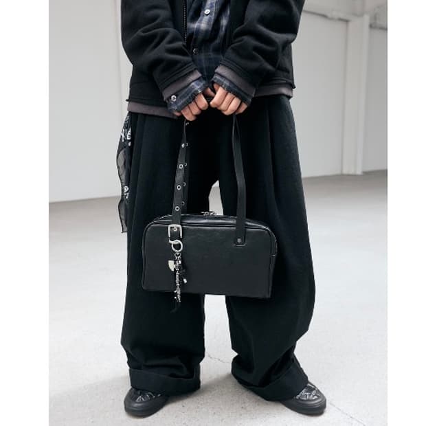 해칭룸 osaki bag black