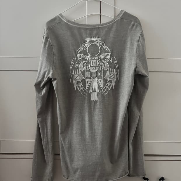 GOA 자수 롱슬리브