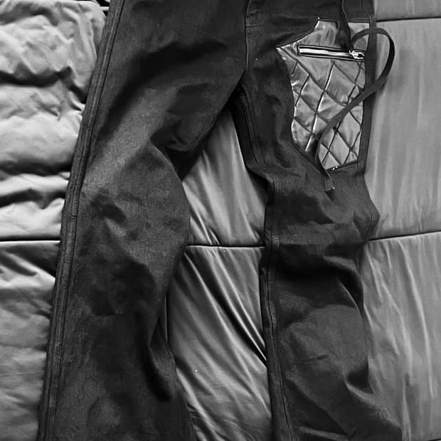 에모스탠스 레더 플레어진v2 1사이즈