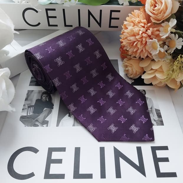 셀린느 실크 퍼플 트리오페 로고 패턴 넥타이 9cm A+등급 K2086