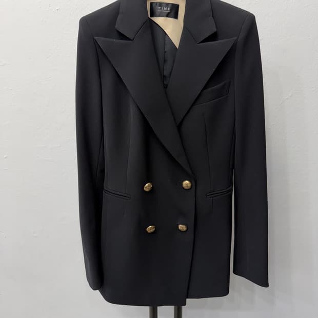 정품) 타임 한서 블랙 금장 더블버튼 자켓 76