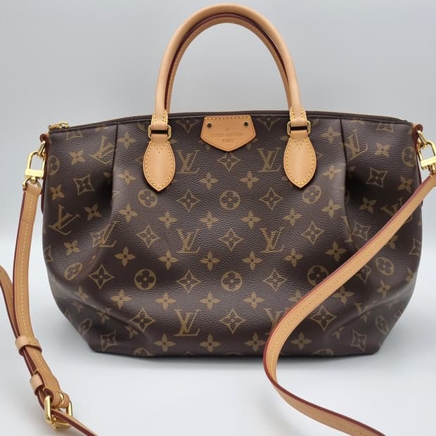 루이비통 튀렌느MM 모노그램 캔버스 토트백 M48814