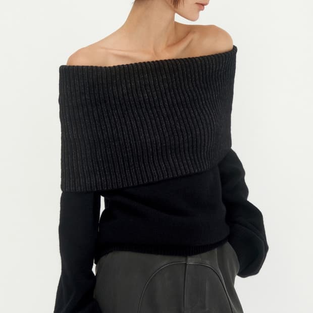 Ribbed Open Shoulder Knit [Black]