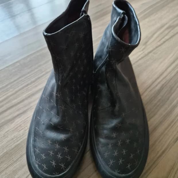 캠퍼 스타패턴 지퍼 앵클부츠 245