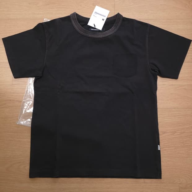 해칭룸 티셔츠 Bleached Tee Black (2,새상품)