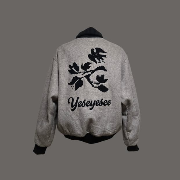 예스아이씨 플로럴 바시티 점퍼