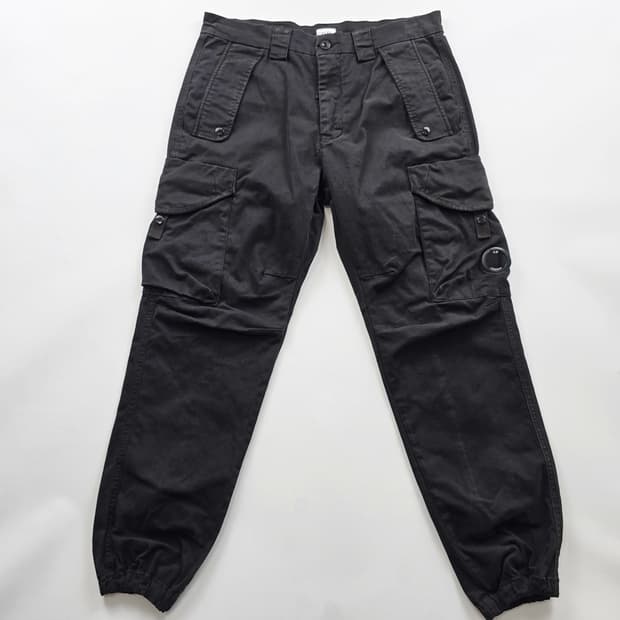 CP컴퍼니 카고 흑청 스판 조거 사이즈32 R3341