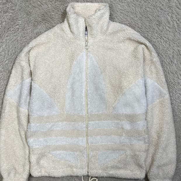 아디다스 뽀글이 후리스/#148