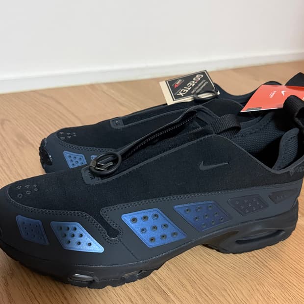 나이키 sndr 고어텍스 블랙 앤 다크 스모그그레이