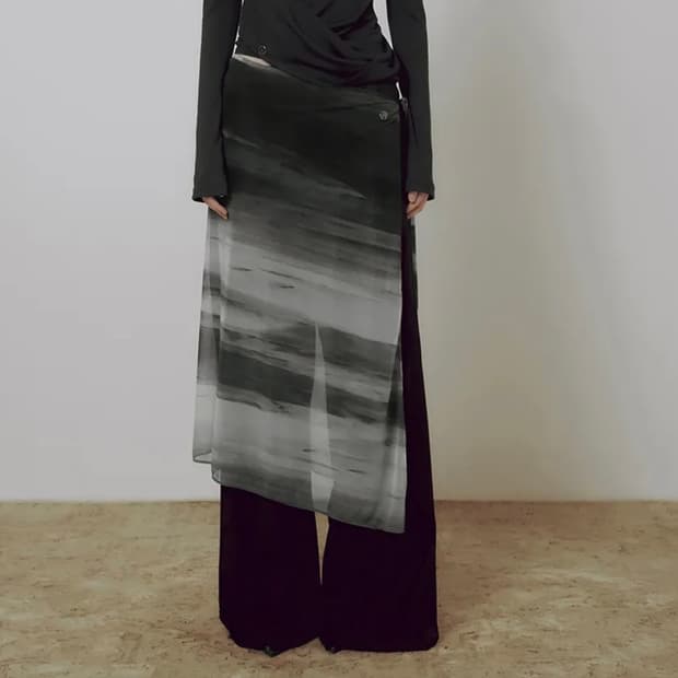 플레어업 랩 스커트 Sheer Jovian Wrap Skirt