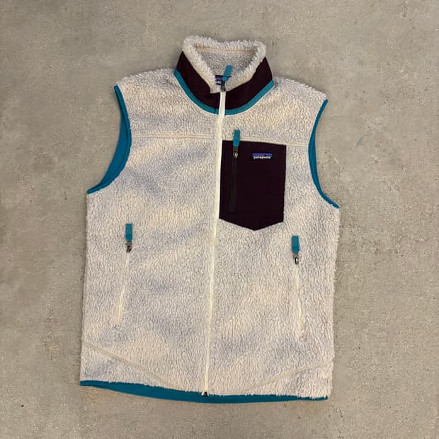 파타고니아 네츄럴/블루/버건디 클래식 레트로 X 베스트