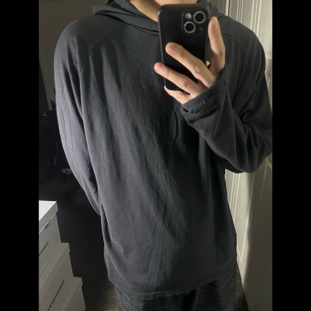 [L] HATCHINGROOM 해칭룸 베이스 후드티