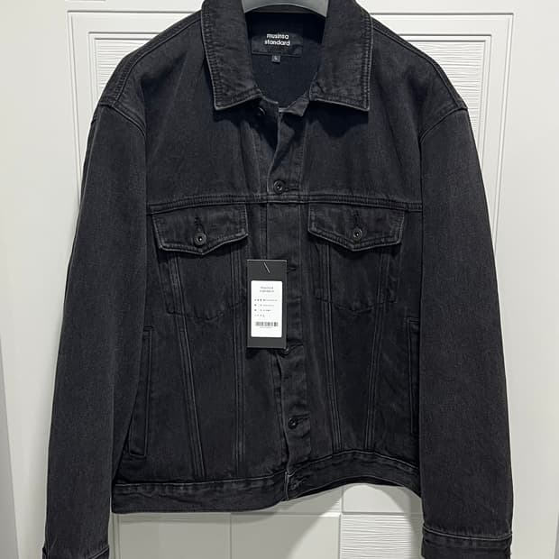 무신사스탠다드 릴렉스드 데님 트러커 자켓 L [워시드블랙]