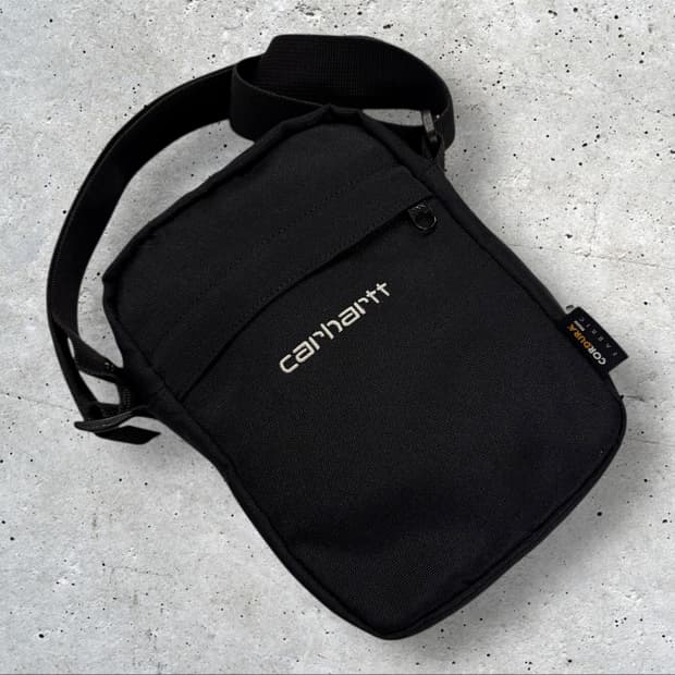 칼하트 블랙 미니 크로스백 코듀라