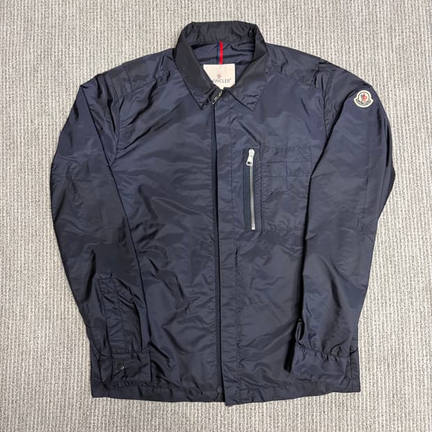 (새상품급, L) 몽클레어 바람막이