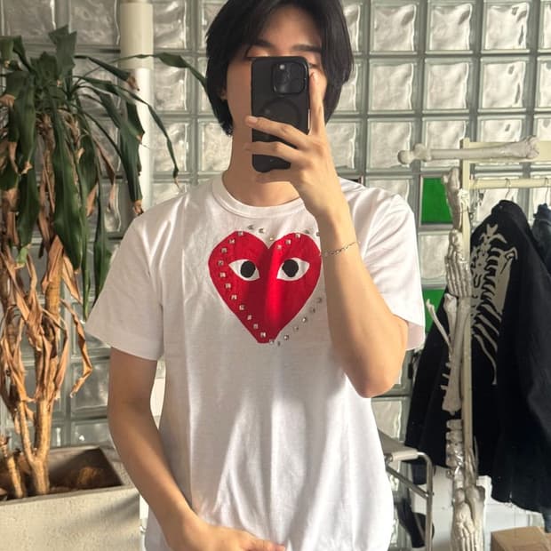 HEART SHORT TEE 스터드 하트 숏티