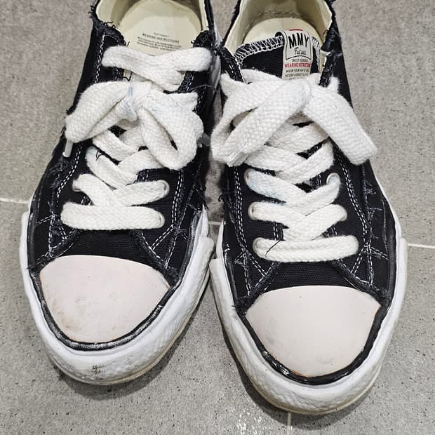 메종 미하라 야스히로 블랙 스니커즈 44