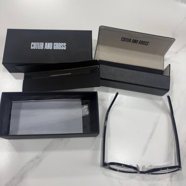 커틀러앤그로스 0822 블랙 55사이즈 안경