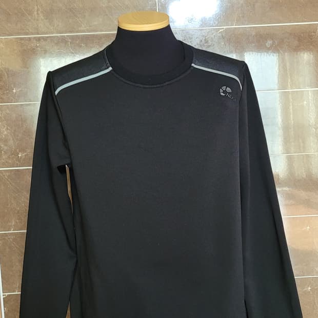 (남성100사이즈) 네파 매끈매끈 맨투맨(기모)