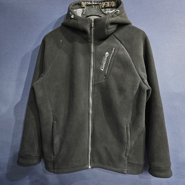 디스커버리 블랙컬러 남성 110 후리스 후드집업 자켓 