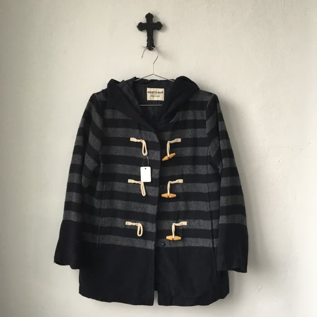 Stripe pattern duffle button hood coat