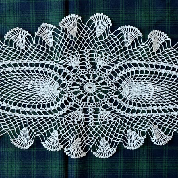 빈티지 크로셰 러너