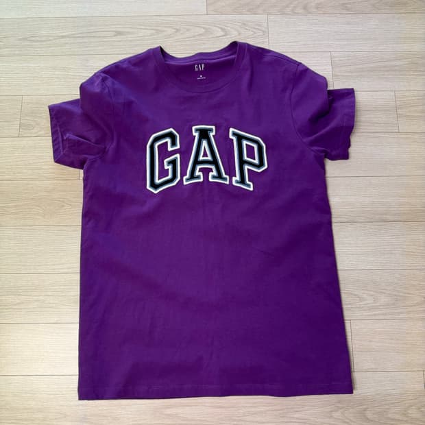 GAP purple T-shirts M