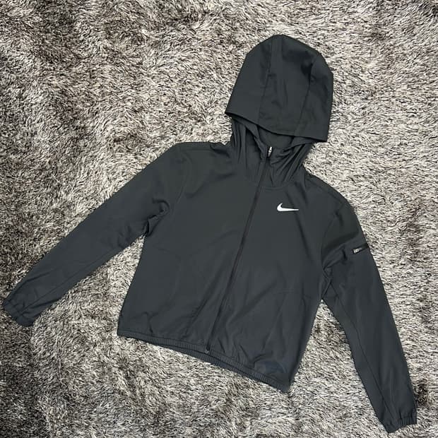 나이키 여성 임파서블리 라이트 후드 바람막이 자켓 (S)