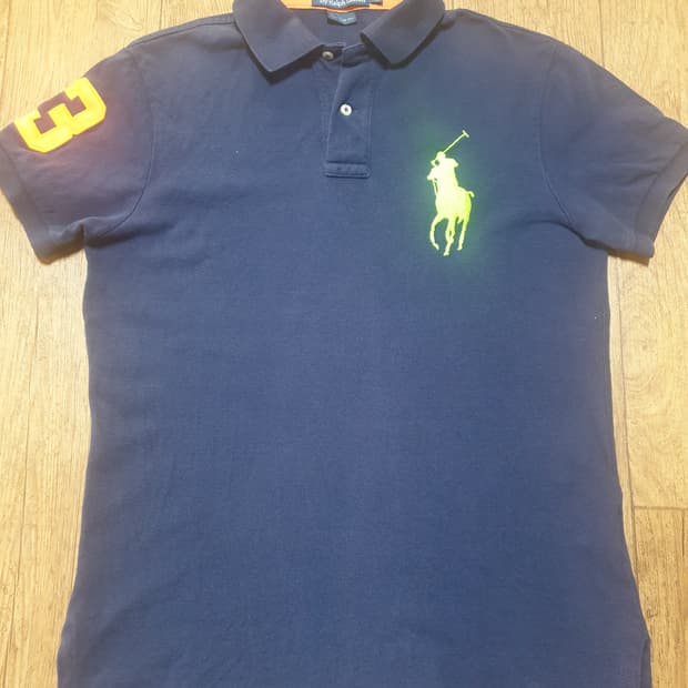 폴로랄프로렌 반팔 카라티 95 사이즈입니다