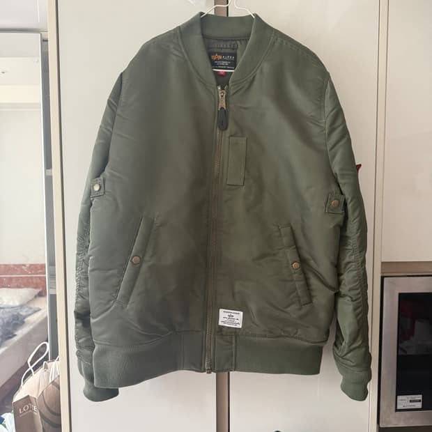 알파 인더스트리 MA-1 MOD 2xl