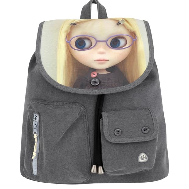 코이세이오x브라이스 백팩 차콜