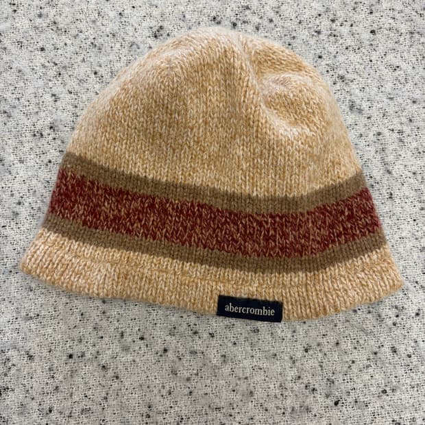 N144. 아베크롬비 비니