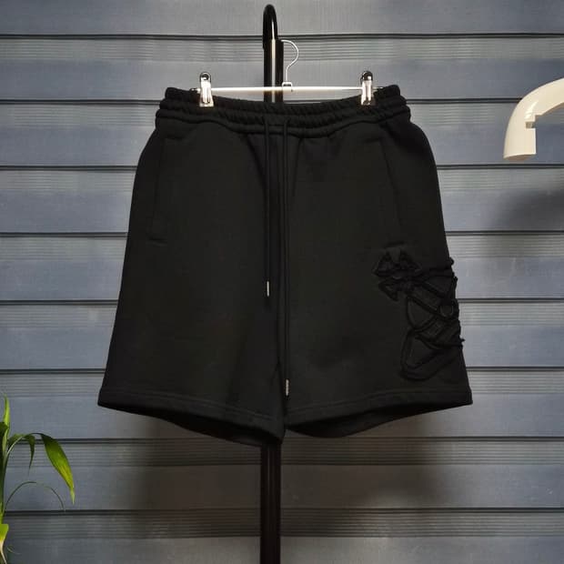 [새상품급] 비비안 웨스트우드 빅로고 스웨트 쇼츠 반바지L