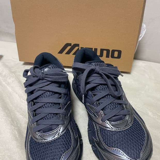 미즈노 웨이브 프로페시 LS  250