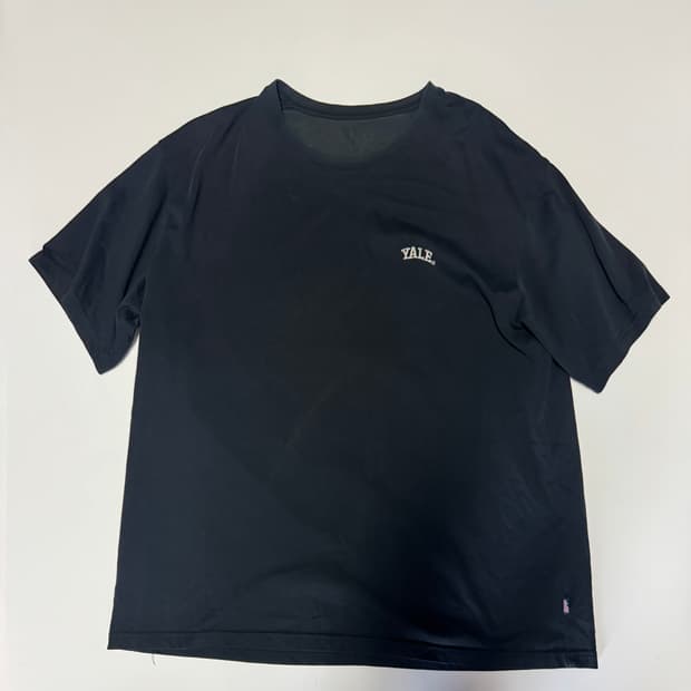 예일 yale 스몰로고 22년도 반팔 티셔츠 L ~ XL 블랙
