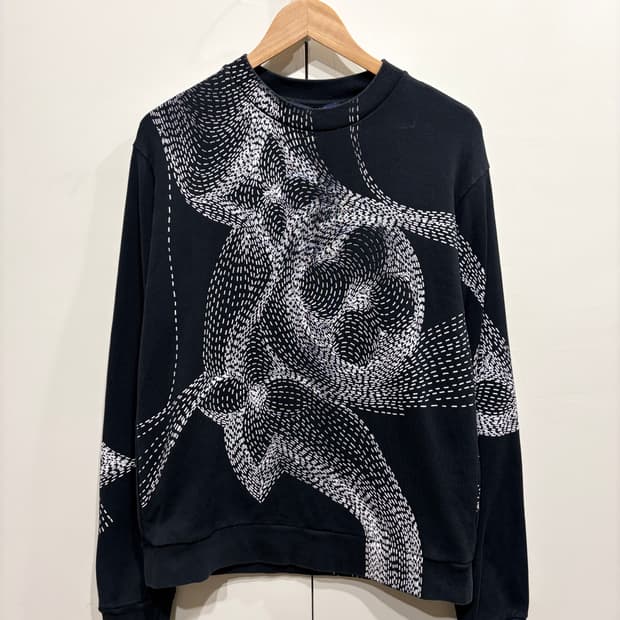 루이비통 플라워 프린트 스웻 셔츠