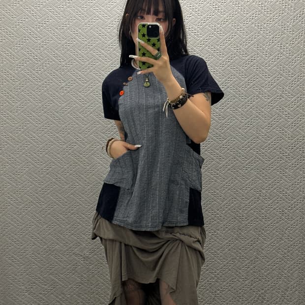 빈티지 희귀 핀터감성 코지 모리 대장급 단추 반팔티 K0102