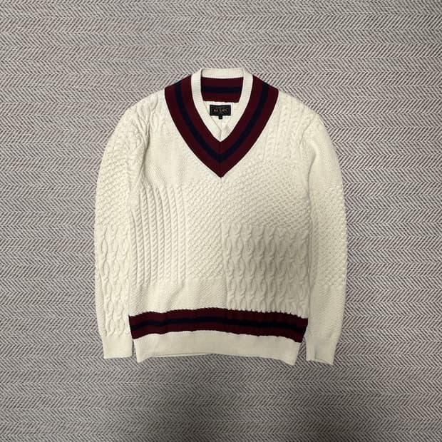 BEAMS PLUS v neck knit sweater