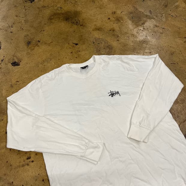 스투시 화이트 롱슬리브 긴팔 티셔츠 