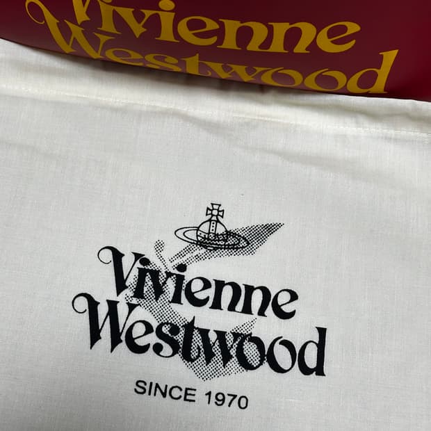 비비안 웨스트우드 레드 캐리클러치백