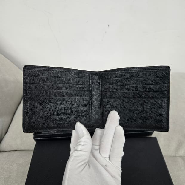 [보증서 정품]프라다 크로커다일 반지갑