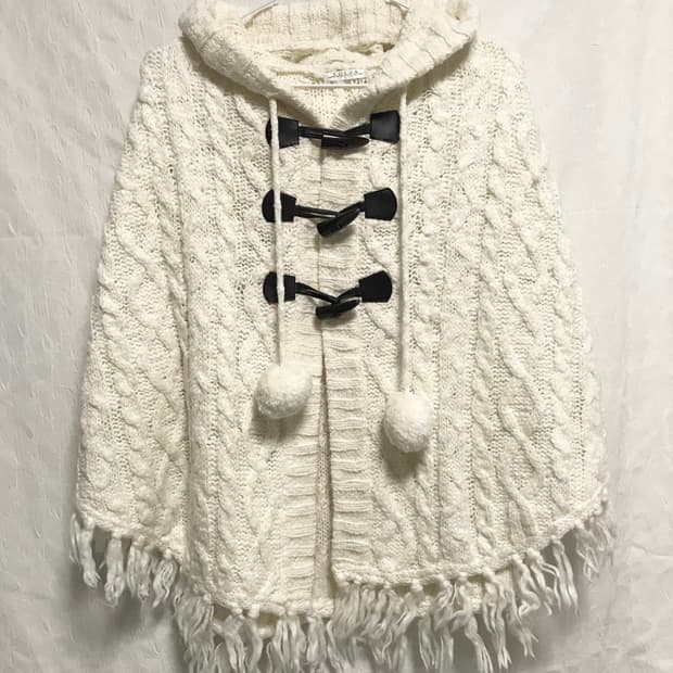 빈티지 colza 니혼진 모리 사와코깔 폼폼이 케이블 니트 판초 케이프