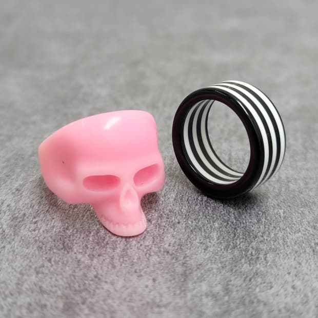 skull ring set