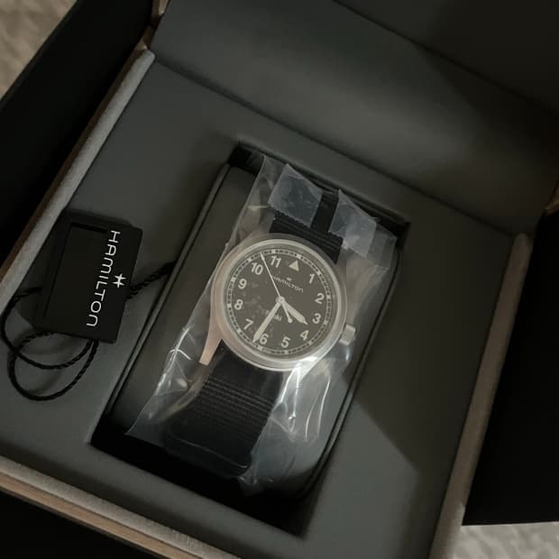 해밀턴 카키필드 쿼츠 블랙 33mm 새상품