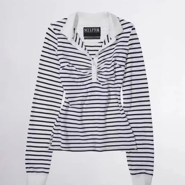 스컬프터 셔링 테니스 셔츠 화이트 스트라이프 티