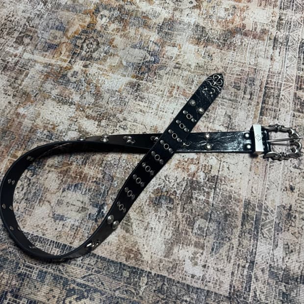 Black Relic design belt