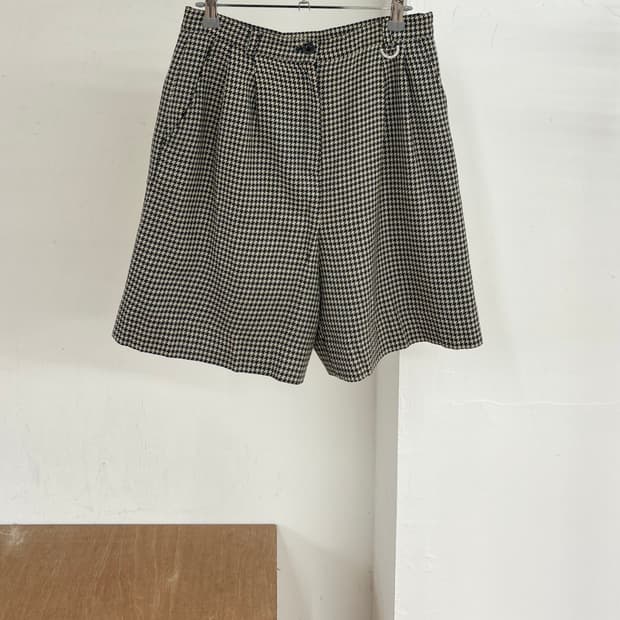 크리스찬 디올 스포츠 체크 핀턱 숏팬츠